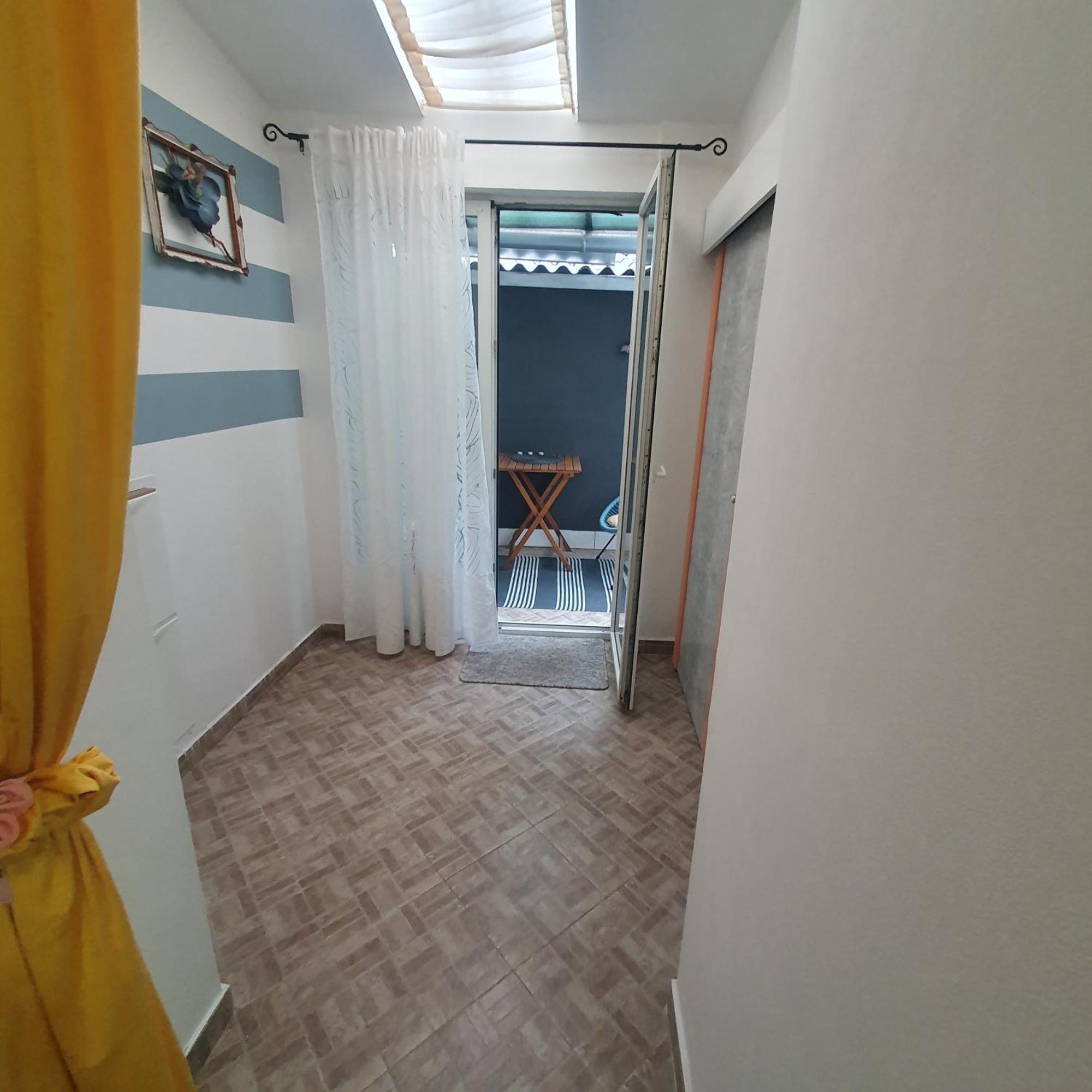 Kety Apartment *